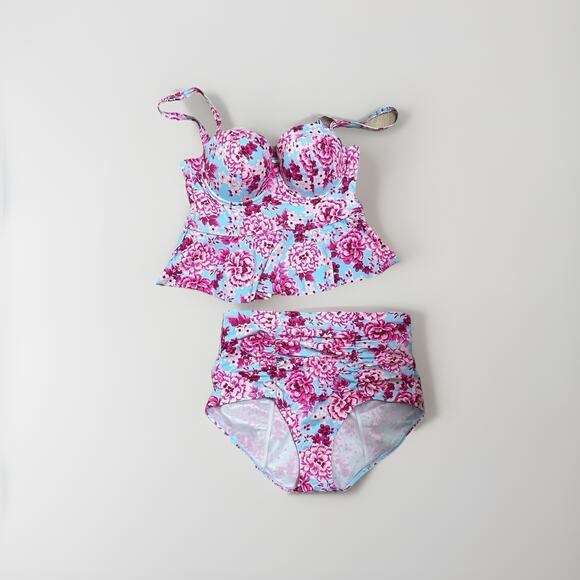 Torrid 2 Piece Bikini High Waist Swimsuit Tankini Sz 1X Blue Pink Floral Rose - Picture 1 of 4
